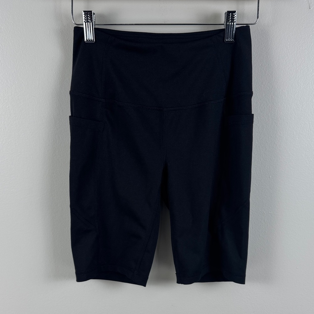 ✨3/$25✨ Reebok Women's Black Shorts - XS